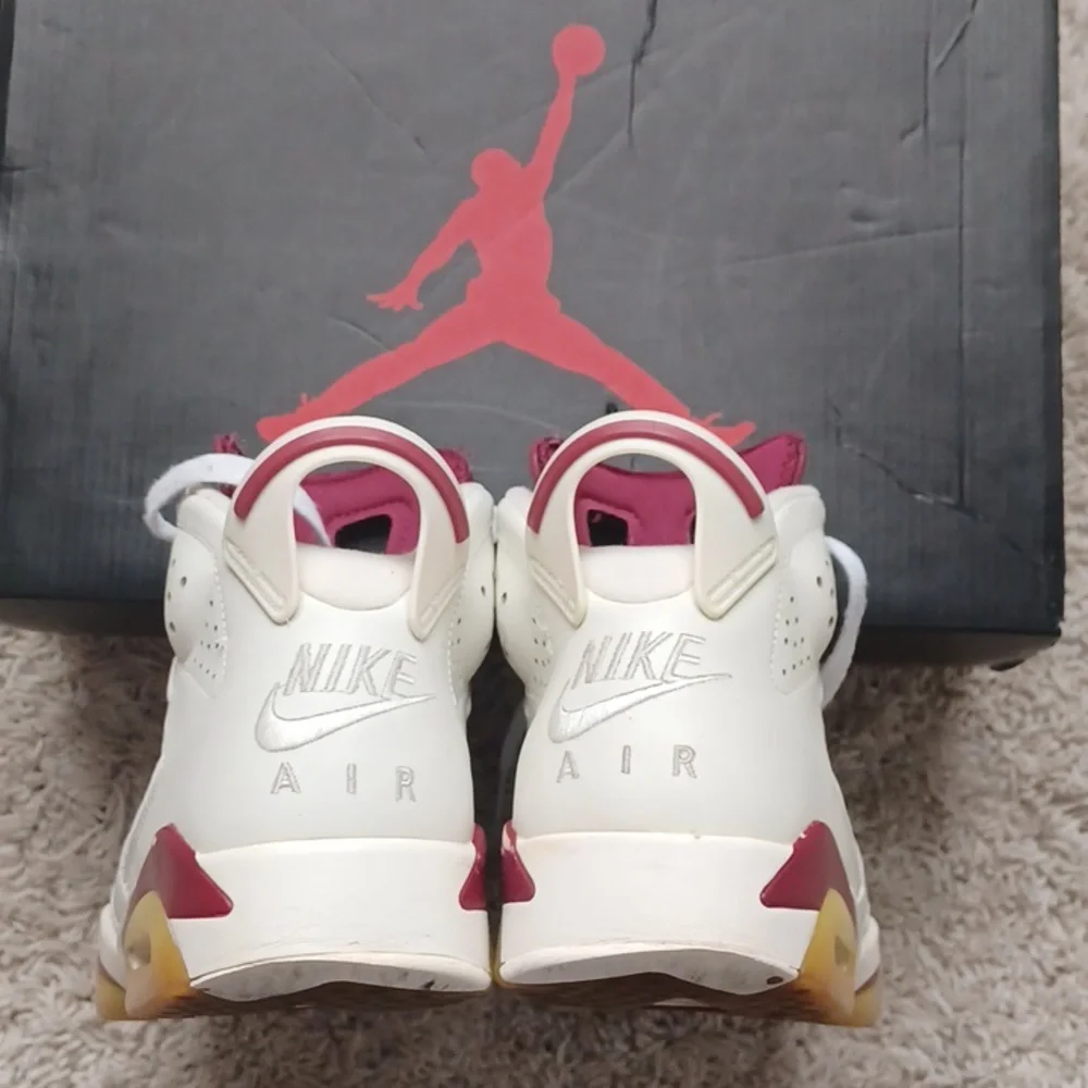 Air Jordan 6 Retro Size 8 Off White/ Maroon GUC - Picture 11 of 14